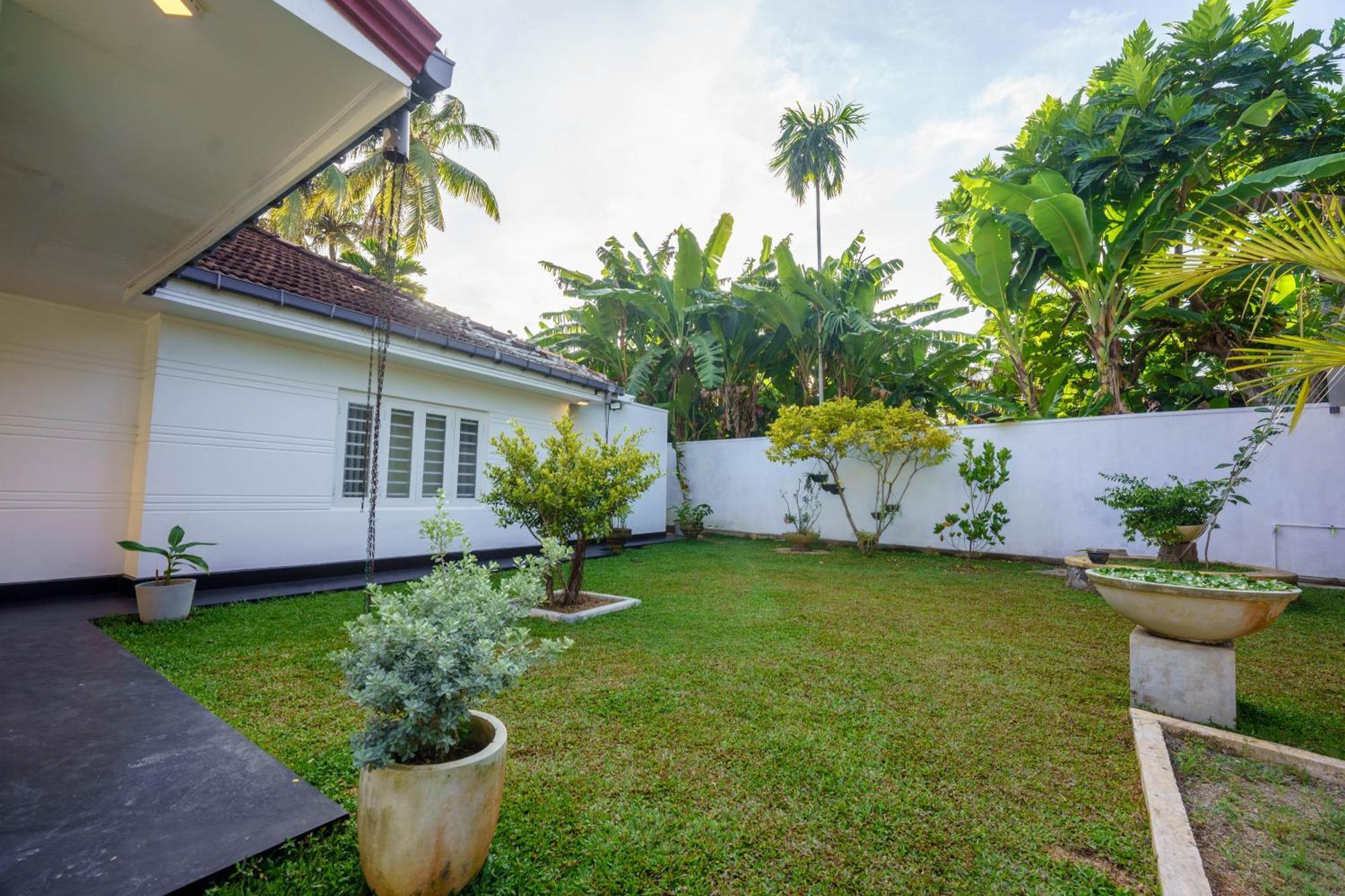 The Embrace Villa Matara Kültér fotó